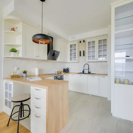 Apartamento Prostywynajem Garrison Skyline Parking