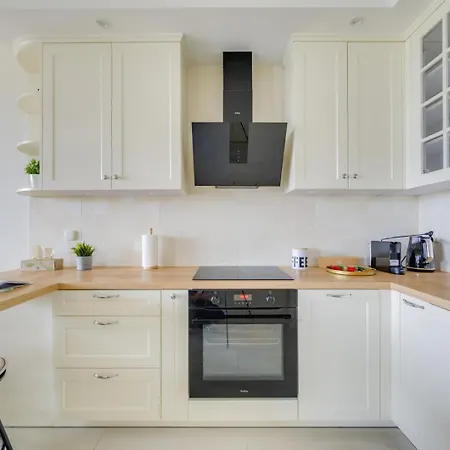 Prostywynajem Garrison Skyline Parking Gdańsk