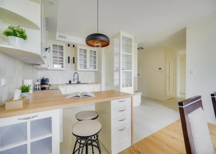 Prostywynajem Garrison Skyline Parking *