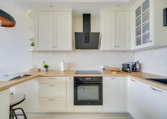 Prostywynajem Garrison Skyline Parking グダニスク