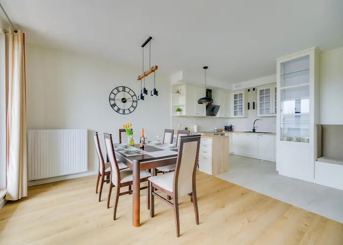 Prostywynajem Garrison Skyline Parking